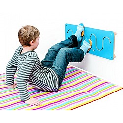 Manipulatīvā rotaļlieta "Kāju dēlis"