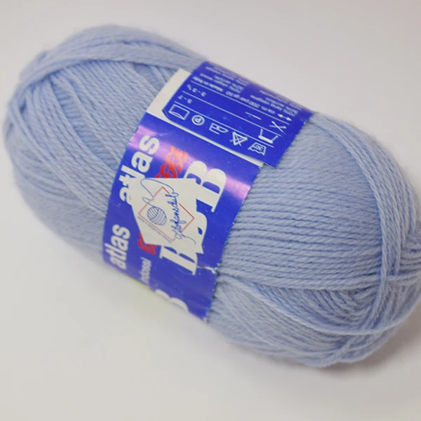 Atlas yarn - pastel blue (50 g, 200 m)