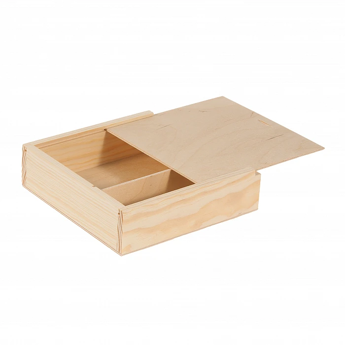 Деревянная шкатулка с отделениями