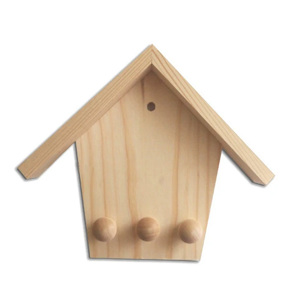 Koka pakaramais atslēgām (mājiņa)