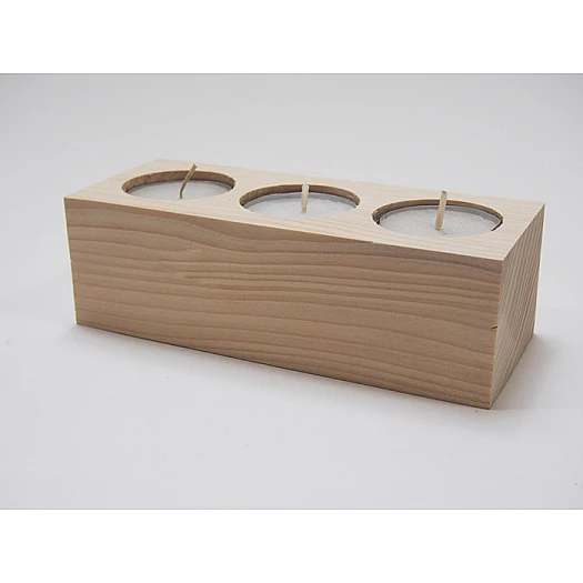 Деревянный подсвечник для 3 чайных свечей