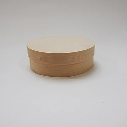 Round wooden box