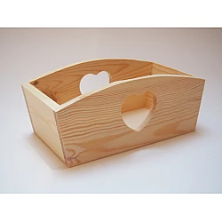 Wooden basket with heart (small)