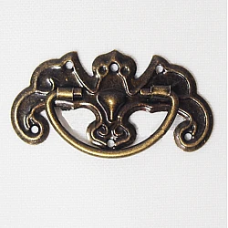 Vintage-style Handle