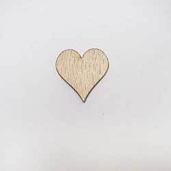 Wooden heart 17 mm