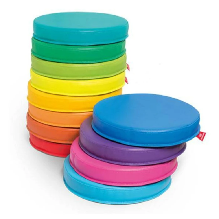 Игрушечный пуфик