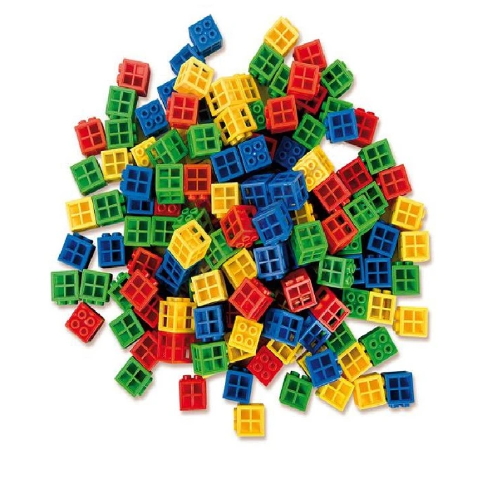 Plastic construction set