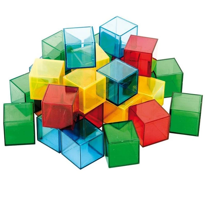 Пластиковые кубики - конструктор