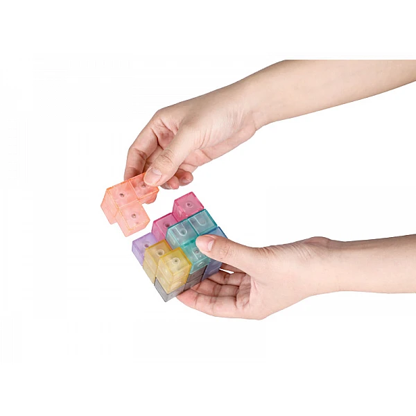 Magnetic Cube with Activity Sheets (7 pcs)