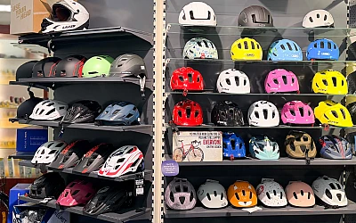 Esi piemērs – uzvelc velo ķiveri!