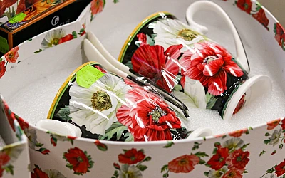 Trauki ar ziedu motīvu!