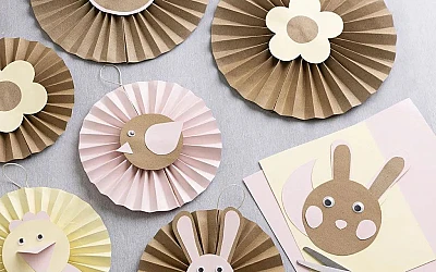 Izveido skaistas Lieldienu dekorācijas - vēdeklīšus!