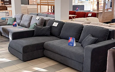 Kanclers nav tikai par kancelejas un hobija precēm