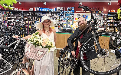 Wedding boom in the bicycle department!